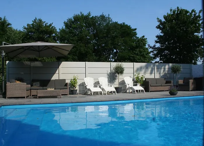 Bed & Breakfast Wambach 3*