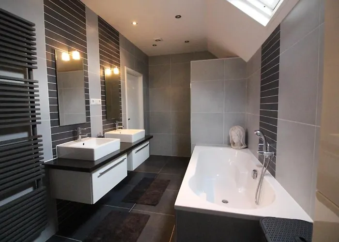 Bed & Breakfast Wambach 3*